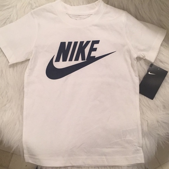 Nike Other - BOYS SIZE 6 NIKE SHIRT NWT